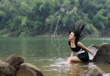 Amy Schumer and Chris Harrison Make Nice