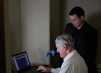 Brain Stimulation May Boost Senior Mental Health Brain Stimulation May Boost Senior Mental Health