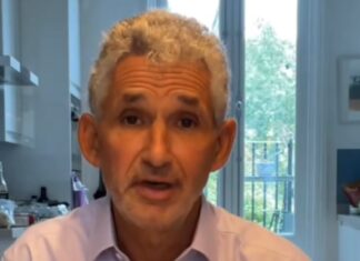 Doctor says chocolate is good for you but only if you eat the right type Doctor says chocolate is good for you but only if you eat the right type