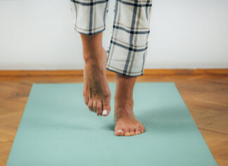 This simple balance test may be best way to track how well you’re aging This simple balance test may be best way to track how well you're aging