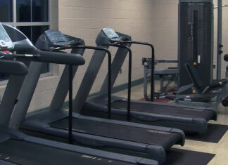 Merry Fitmas and Happy New Rear: Tips to maintain healthy lifestyle during a busy holiday season Merry Fitmas and Happy New Rear: Tips to maintain healthy lifestyle during a busy holiday season