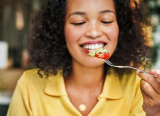 Five foods to eat to protect your heart – and help you to live for longer Five foods to eat to protect your heart - and help you to live for longer