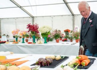 King Charles’s superfood he eats on cancer recovery journey | Royal | News King Charles's superfood he eats on cancer recovery journey | Royal | News