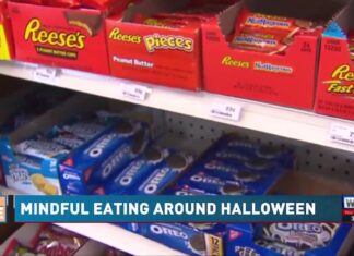Professor gives tips on mindful eating around the holidays Professor gives tips on mindful eating around the holidays