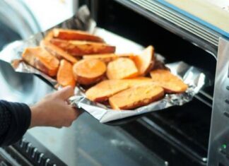 'Super delicious and healthy' loaded sweet potatoes take just 30 minutes 'Super delicious and healthy' loaded sweet potatoes take just 30 minutes