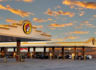 11 Unexpectedly Healthy Foods From Buc-ee’s That Are So Tasty and Cheap 11 Unexpectedly Healthy Foods From Buc-ee’s That Are So Tasty and Cheap