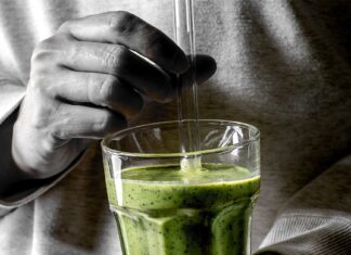 Green Mediterranean diet may help slow brain shrinkage Green Mediterranean diet may help slow brain shrinkage