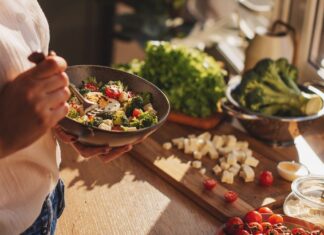 MIND diet: New study reveals benefits exclusively for women MIND diet: New study reveals benefits exclusively for women