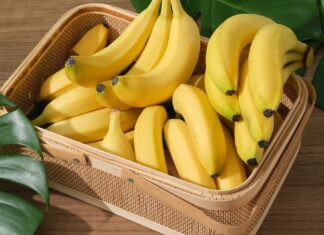 Say Goodbye To Period Bloating! 4 Everyday Foods To Ease Discomfort Say Goodbye To Period Bloating! 4 Everyday Foods To Ease Discomfort