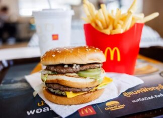 Dietician explains how to eat healthy at McDonald's while still saving money Dietician explains how to eat healthy at McDonald's while still saving money