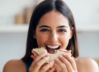 ‘I’m an expert – these foods could raise your risk of dementia’ 'I'm an expert - these foods could raise your risk of dementia'