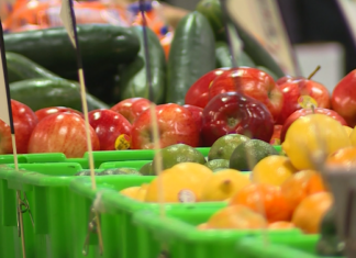Joe Burrow Foundation helps teach students healthy eating choices in Bond Hill Joe Burrow Foundation helps teach students healthy eating choices in Bond Hill