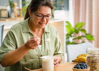 When to Eat Breakfast If You Have High Cholesterol When to Eat Breakfast If You Have High Cholesterol