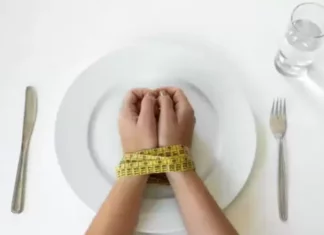 Orthorexia: What is it? How it can affect us? Nutritionist shares tips to manage this eating disorder | Health Orthorexia: What is it? How it can affect us? Nutritionist shares tips to manage this eating disorder | Health