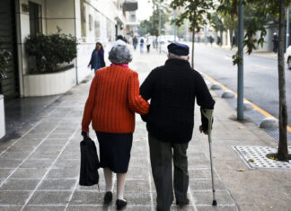 A national strategy to combat dementia A national strategy to combat dementia