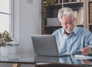 Why are people above 65 choosing to work beyond retirement age? Study finds what motivates them | Health Why are people above 65 choosing to work beyond retirement age? Study finds what motivates them | Health