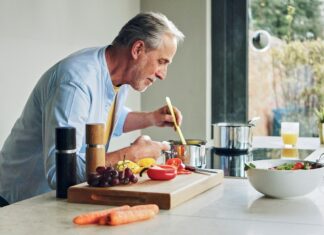 Eating these nutritious foods could improve healthy aging Eating these nutritious foods could improve healthy aging