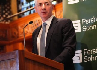 Bill Ackman urges everyone to read Peter Attia's 'Outlive:' Here are 3 key takeaways from the book Bill Ackman urges everyone to read Peter Attia's 'Outlive:' Here are 3 key takeaways from the book