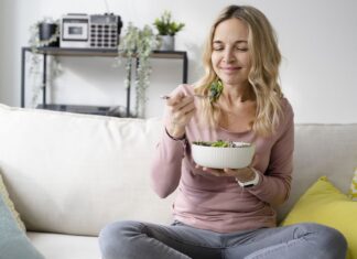 Could a Low-Calorie Keto Diet Slow Aging? Could a Low-Calorie Keto Diet Slow Aging?