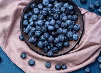 9 Superfoods That Will Help You Live Longer, According to Dietitians 9 Superfoods That Will Help You Live Longer, According to Dietitians