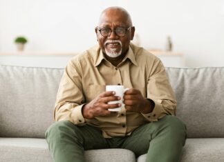 Drinking coffee may reduce frailty in aging adults Drinking coffee may reduce frailty in aging adults