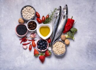 A 15-year study reveals which diets best protect your brain and heart in later life Study: Dietary patterns and accelerated multimorbidity in older adults. Image Credit: luigi giordano / Shutterstock