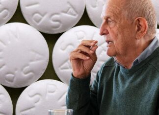 Serious warning you need to know about taking aspirin if you are 60+ Serious warning you need to know about taking aspirin if you are 60+