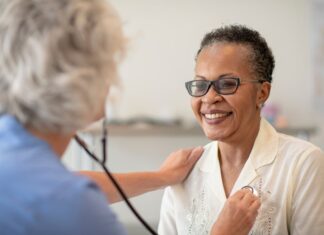 Poor heart health linked to dementia diagnosis later in life, study finds Poor heart health linked to dementia diagnosis later in life, study finds