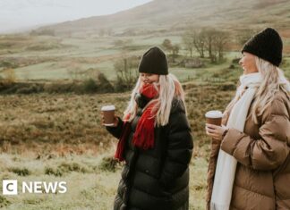 One long walk beats short strolls for a healthy heart, study says One long walk beats short strolls for a healthy heart, study says