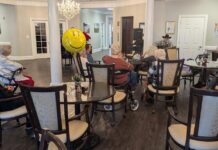 Connection, companionship crucial for seniors' mental health during holidays Connection, companionship crucial for seniors' mental health during holidays