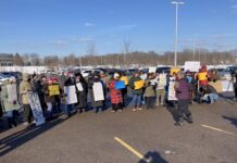 Twin Cities seniors picket Blue Cross and Blue Shield over cuts to SilverSneakers gym program Twin Cities seniors picket Blue Cross and Blue Shield over cuts to SilverSneakers gym program