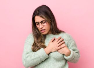 Mumbai cardiologist explains why even ‘young, healthy-looking adults’ are at risk of heart attacks; shares warning signs Mumbai cardiologist explains why even ‘young, healthy-looking adults’ are at risk of heart attacks; shares warning signs