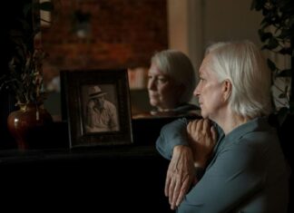 How winter impacts seniors’ mental health — and how to help How winter impacts seniors’ mental health — and how to help