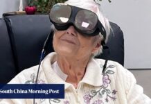How VR experiences can help elderly people boost their mental health and battle loneliness How VR experiences can help elderly people boost their mental health and battle loneliness