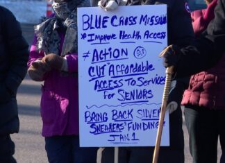 Seniors express frustration at Blue Cross Blue Shield decision to cut SilverSneakers program Seniors express frustration at Blue Cross Blue Shield decision to cut SilverSneakers program