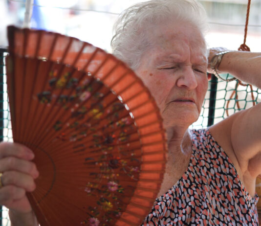 UC researchers work to understand how extreme heat impacts older adults UC researchers work to understand how extreme heat impacts older adults