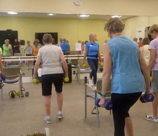 ‘Superagers’ at Naples senior living community stay fit through indoor fitness classes | Collier County ‘Superagers’ at Naples senior living community stay fit through indoor fitness classes | Collier County
