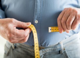 Obese adults heart attack risk now similar to slim people thanks to widespread use of statins Obese adults heart attack risk now similar to slim people thanks to widespread use of statins