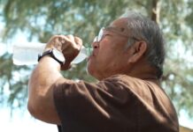 Doctors warn extreme heat can strain the heart, especially for older adults Doctors warn extreme heat can strain the heart, especially for older adults