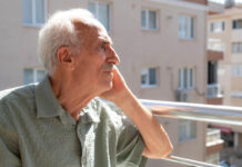 Lonely Older Adults Face a 29 Percent Higher Risk of Heart Disease, and a Doctor Reveals the Data Lonely Older Adults Face a 29 Percent Higher Risk of Heart Disease, and a Doctor Reveals the Data